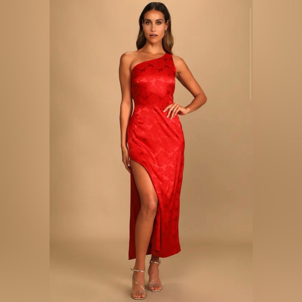 Lulus Chasing Desire Red Satin Jacquard One-Shoulder Maxi Dress Size XL - NWT